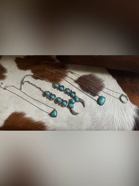 Western Turquoise Stone faux necklaces